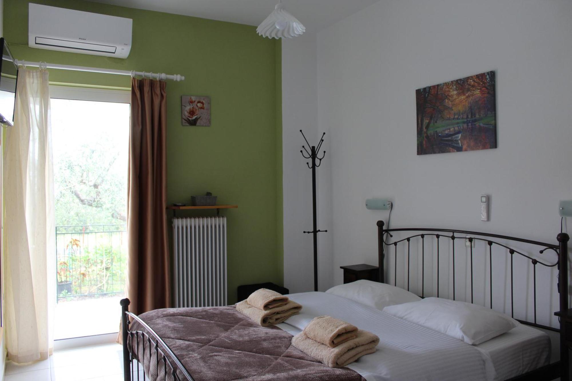 Rentoulia Apartments Poúlithra Buitenkant foto
